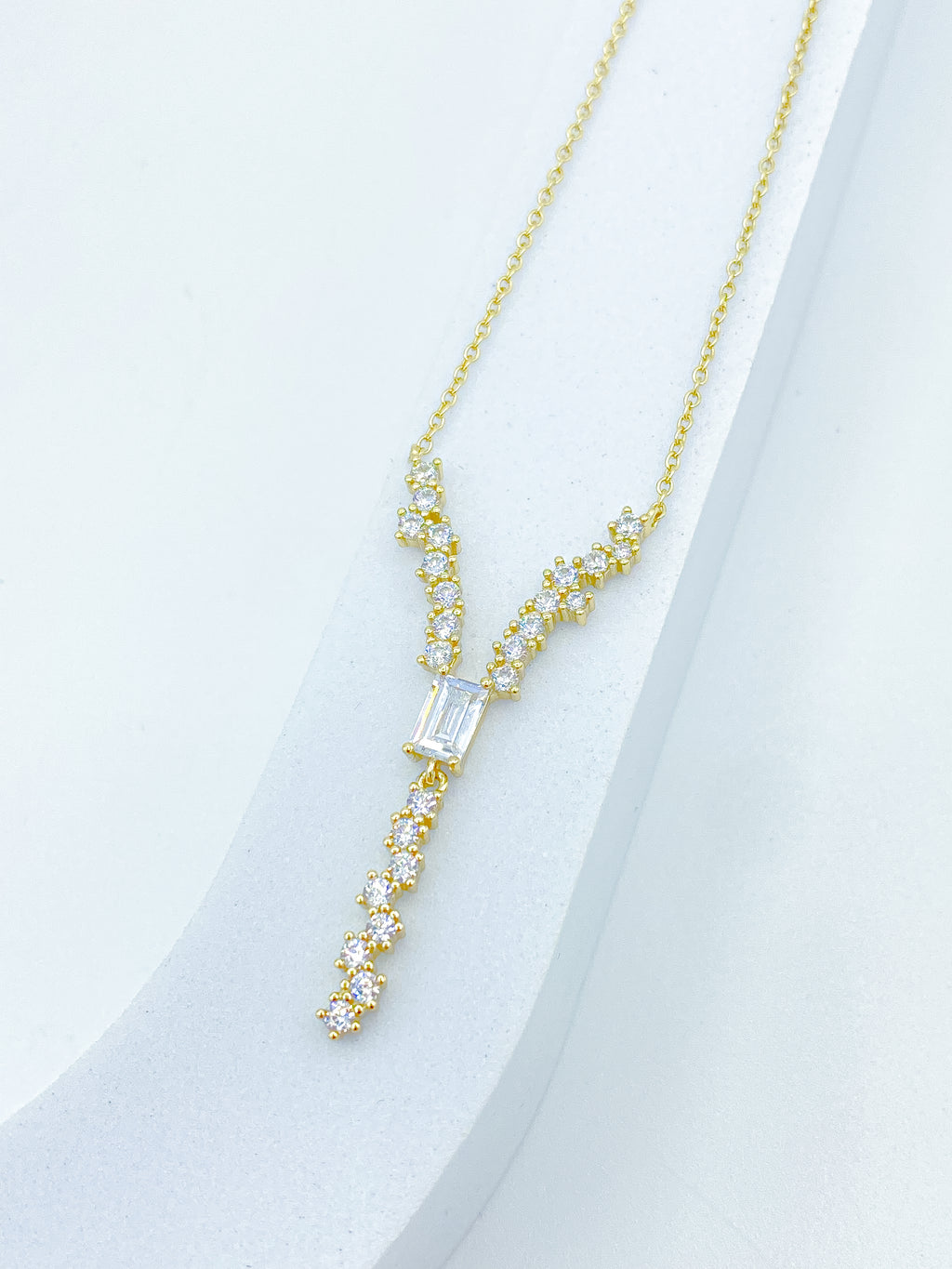 Collana Y