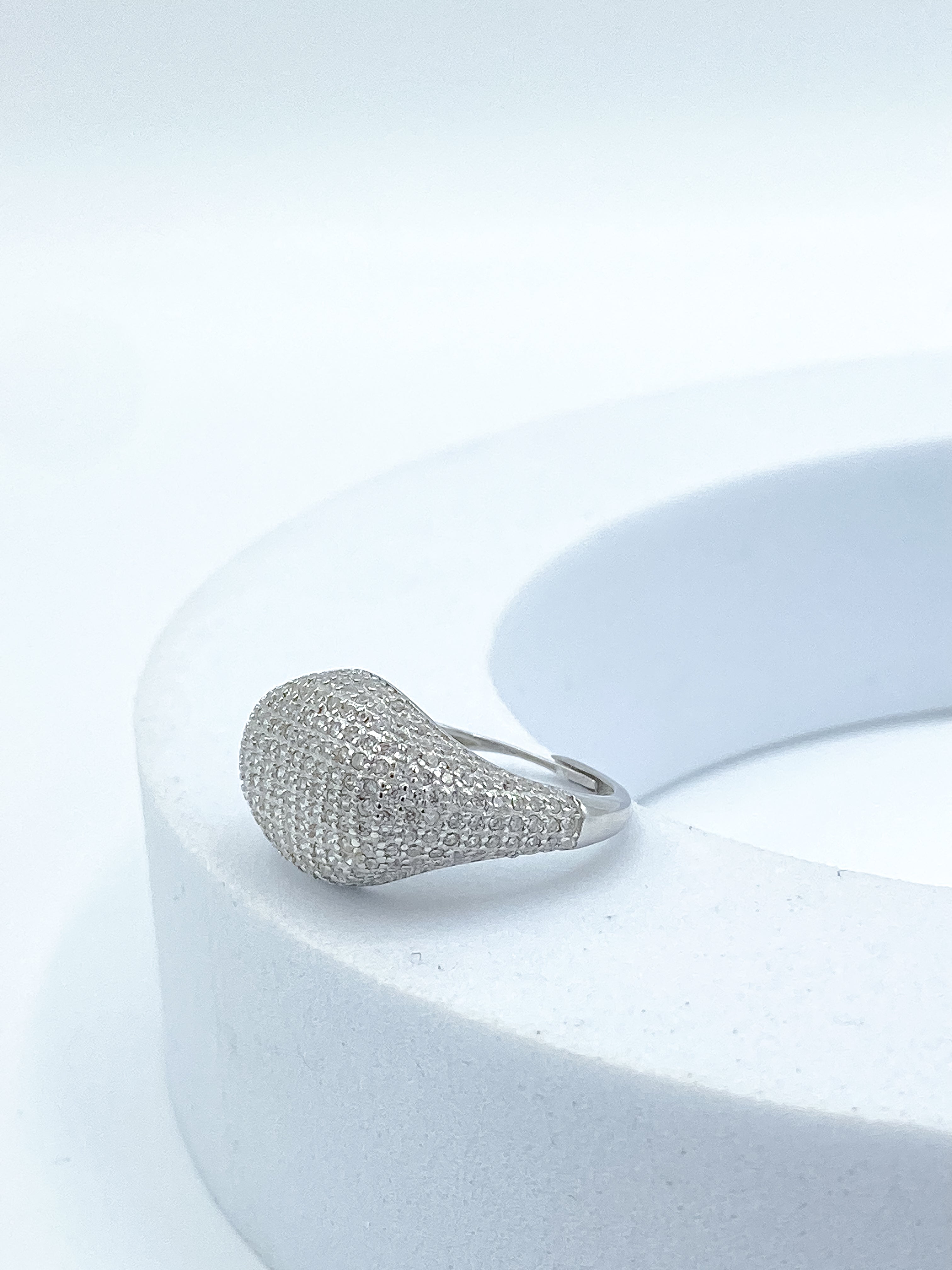 Chevalier Ovale Pave